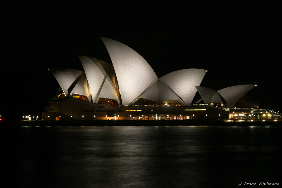 Sidney Opera House at Night